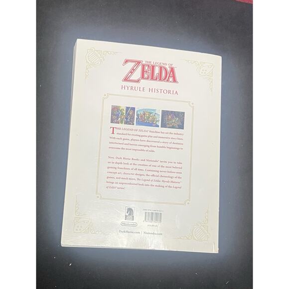 The Legend Of Zelda Hyrule Historia‎ Official Book - Picture 2 of 6